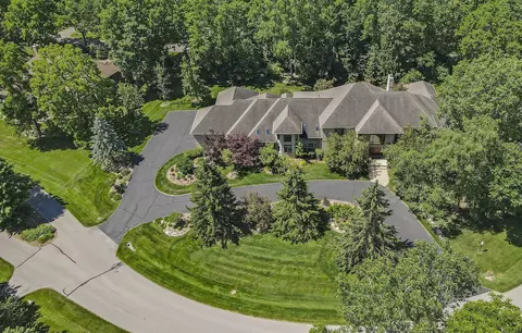 1389 Towsley Ln, Ann Arbor, MI 48105