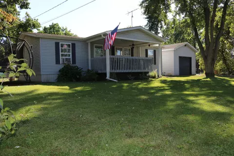 307 Henry St, Lakeview, MI 48850