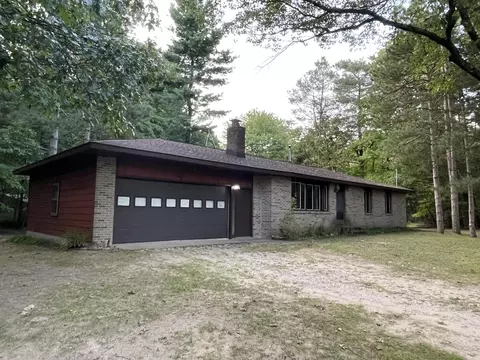 12181 N Division Ave, Sparta, MI 49345