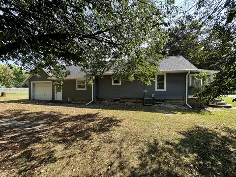 302 E St Joe St, Litchfield, MI 49252