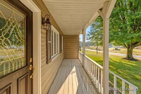 Exterior - 2273 E 128th St, Grant, MI 49327 photo 3 of 19