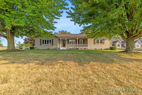2273 E 128th St, Grant, MI 49327