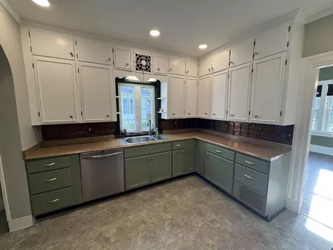 304 E Bennett St, Three Rivers, MI 49093 photo 13