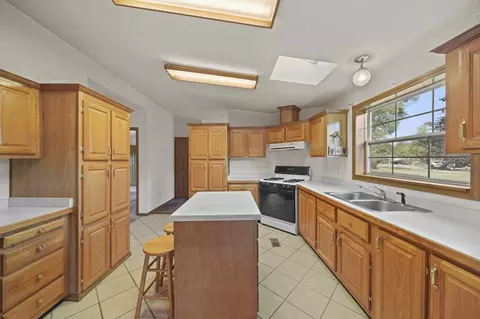 4117 Brooklyn Rd, Jackson, MI 49201 photo 8