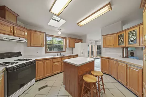 4117 Brooklyn Rd, Jackson, MI 49201 photo 6