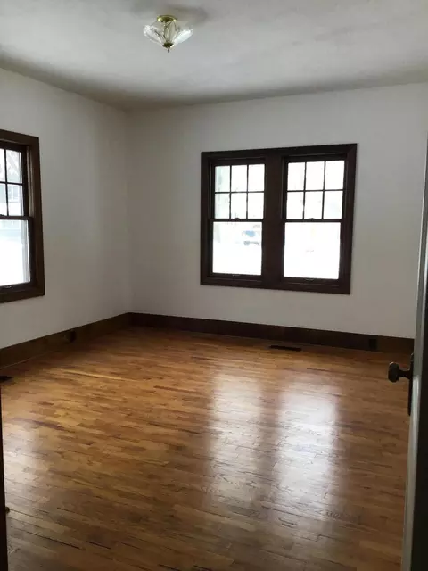201 Colfax St, Plainwell, MI 49080 photo 13