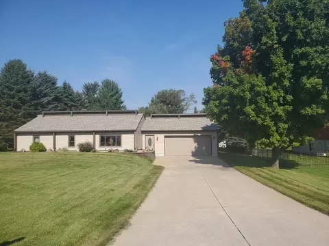 4177 Morel Drive Dr, Cadillac, MI 49601