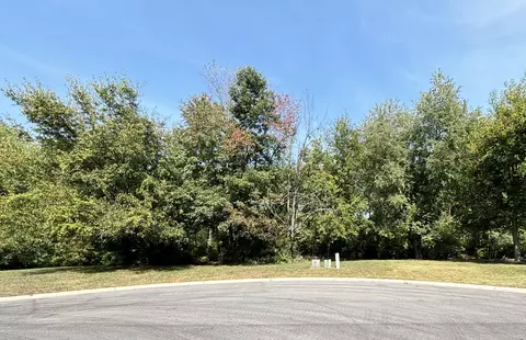 27 Iroquois Way, Coldwater, MI 49036