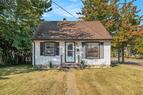 3203 Birchwood Ave SW, Wyoming, MI 49548
