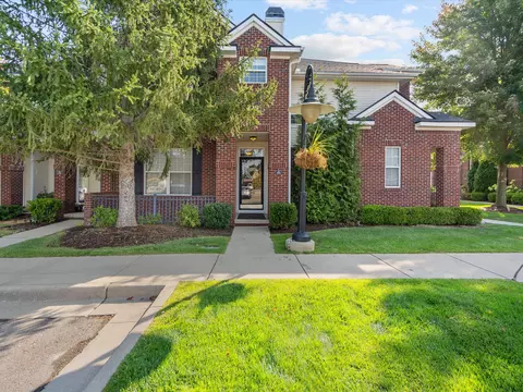 229 Scio Village Ct #106, Ann Arbor, MI 48103