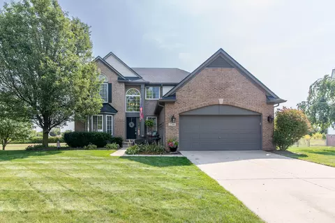 7744 Roxbury Ct, Ypsilanti, MI 48197