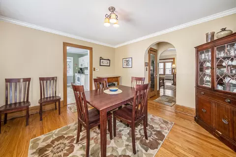 508 S Bowen St, Jackson, MI 49203 photo 5