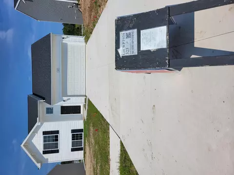 323 N Tannenbaum Trl, Cedar Springs, MI 49319