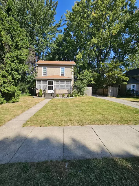 406 Griswold, Jackson, MI 49203 photo 2