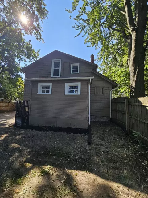 406 Griswold, Jackson, MI 49203 photo 8
