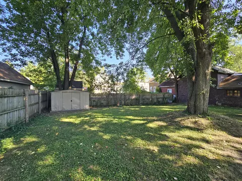 406 Griswold, Jackson, MI 49203 photo 9