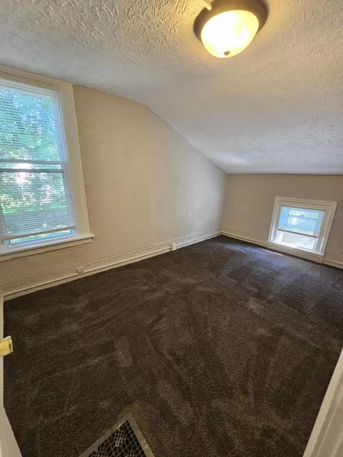 406 Griswold, Jackson, MI 49203 photo 20