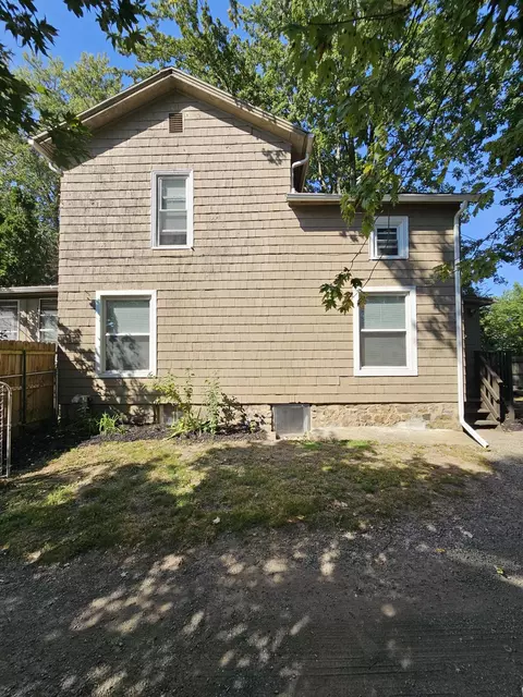 406 Griswold, Jackson, MI 49203 photo 5
