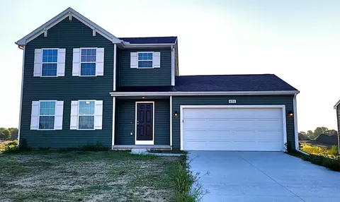 4150 Silverton Dr, Holland, MI 49424