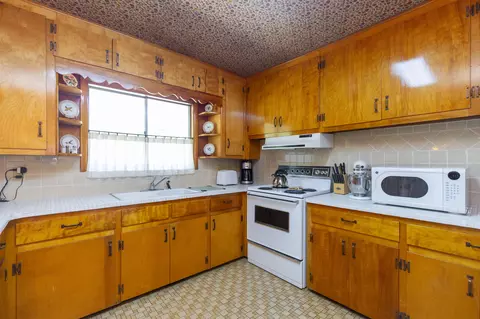 1407 Lykins Ln, Niles, MI 49120 photo 12