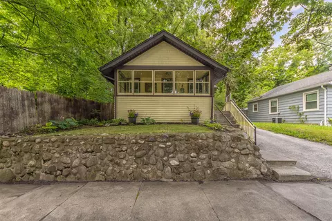1436 Jefferson Ave, Kalamazoo, MI 49006