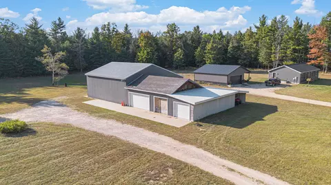 11159 Whitefish Rd, Newaygo, MI 49337 photo 5