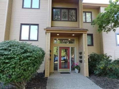 300 Farington Blvd #51, Holland, MI 49423