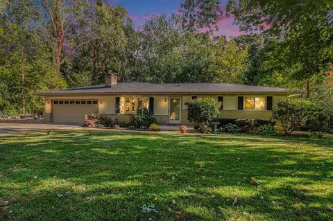 4337 Rurik Dr, Howell, MI 48843