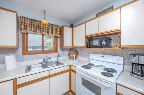 3450 Pinehurst Dr, Lake, MI 48632 photo 12
