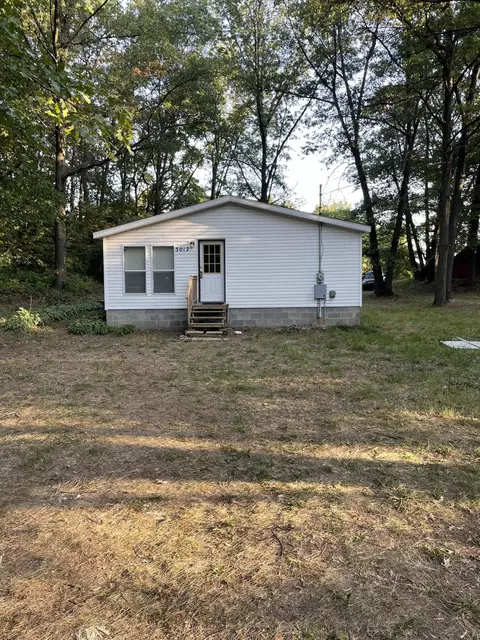 3012 W Tahoe Trl, New Era, MI 49446