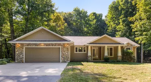 4290 Johnson St, Coopersville, MI 49404