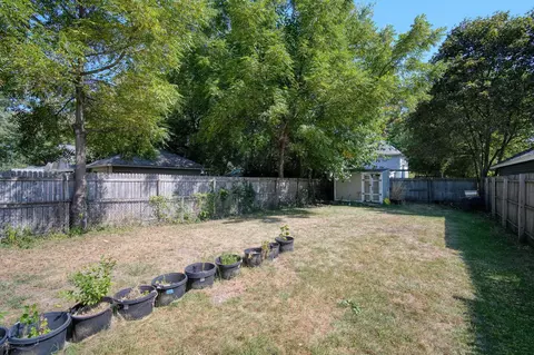 409 N Pleasant St, Jackson, MI 49202 photo 29