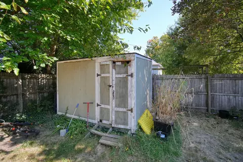 409 N Pleasant St, Jackson, MI 49202 photo 30