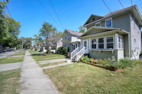 409 N Pleasant St, Jackson, MI 49202 photo 3