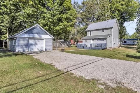 161 Elm St, Manitou Beach, MI 49253