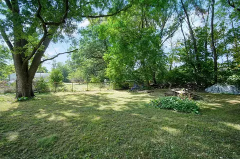 220 Curtis Ave, Jackson, MI 49203 photo 22