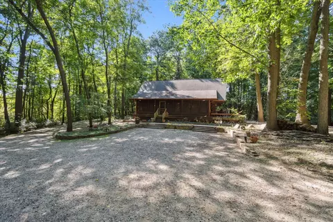 4051 Wolverine Dr, Jackson, MI 49201 photo 2
