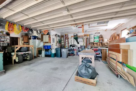 8374 Bridge Rd, Grosse Ile, MI 48138 photo 26