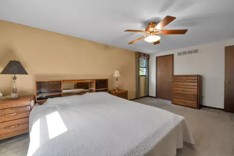 8374 Bridge Rd, Grosse Ile, MI 48138 photo 16