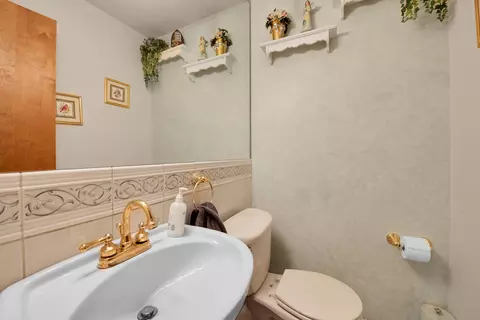 8374 Bridge Rd, Grosse Ile, MI 48138 photo 14