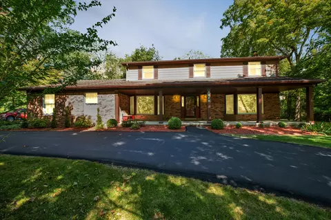 8374 Bridge Rd, Grosse Ile, MI 48138 photo 2