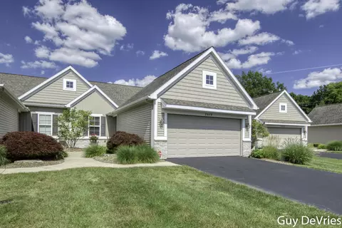 2512 Highridge Ln SE, Grand Rapids, MI 49546
