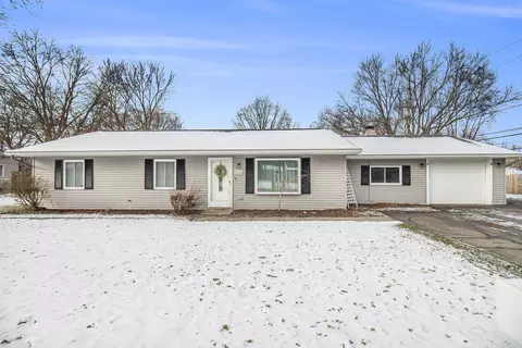 3428 Tracey Dr, Jackson, MI 49203 photo 2
