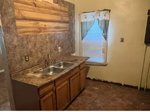 35651 Beverly Road Rd, Romulus, MI 48174 photo 2