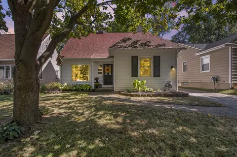 1528 Cornell Dr SE, Grand Rapids, MI 49506