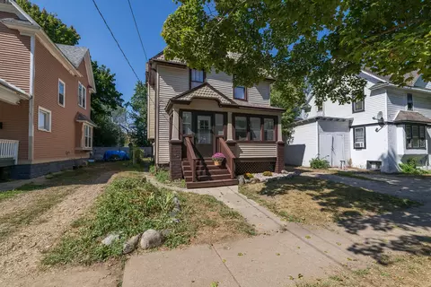 1108 James St, Kalamazoo, MI 49001