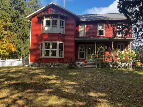 10360 Beecher Rd, Pittsford, MI 49271