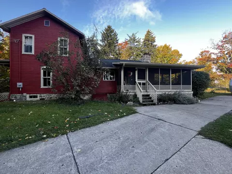 10360 Beecher Rd, Pittsford, MI 49271 photo 3