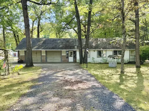 13220 Old 14 Mile Rd NE, Greenville, MI 48838