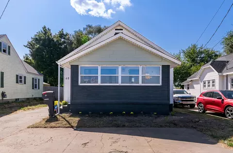 48 36th St SW, Grand Rapids, MI 49548